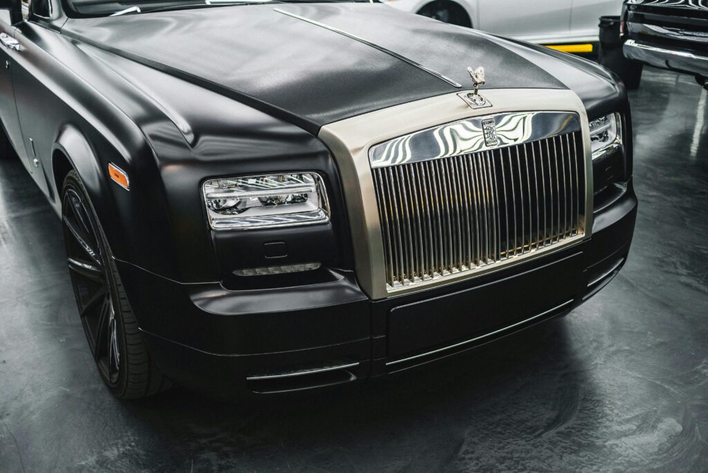 Canadian Black Car: Premium Waterloo Airport Limo Service and Limousine Service in Waterloo, Ontario