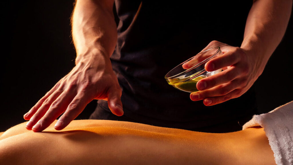 Experience Rejuvenating Oil Massage in Vienna