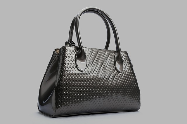 Leather Tote Bags Pakistan