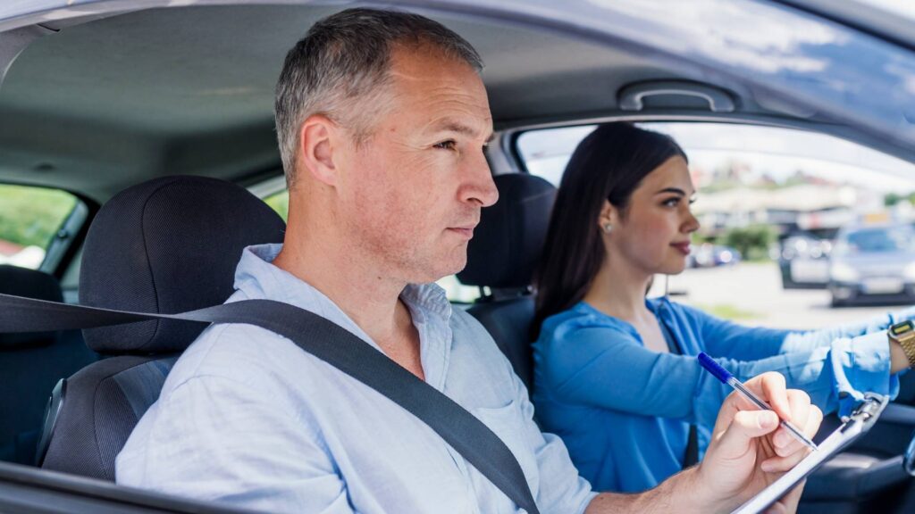 cheap driving lessons darwen​