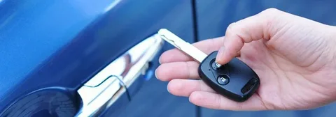 What Services Cover Car Key Replacement & Ignition Key Extraction in Bakersfield