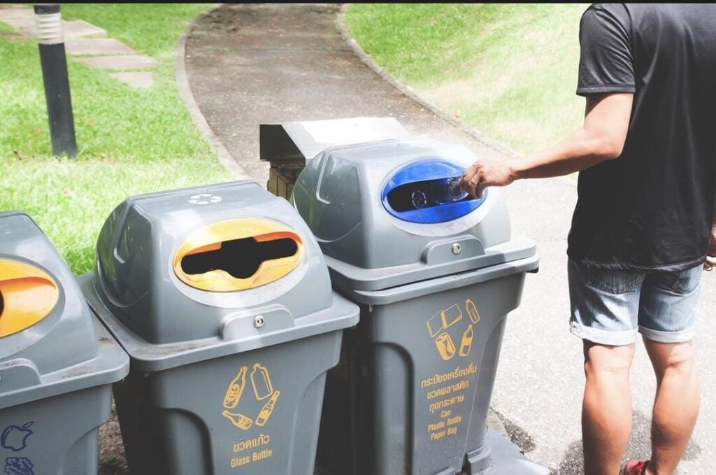 Cheap Skip Bins vs. Rubbish Removal: Which Is More Cost-Effective?